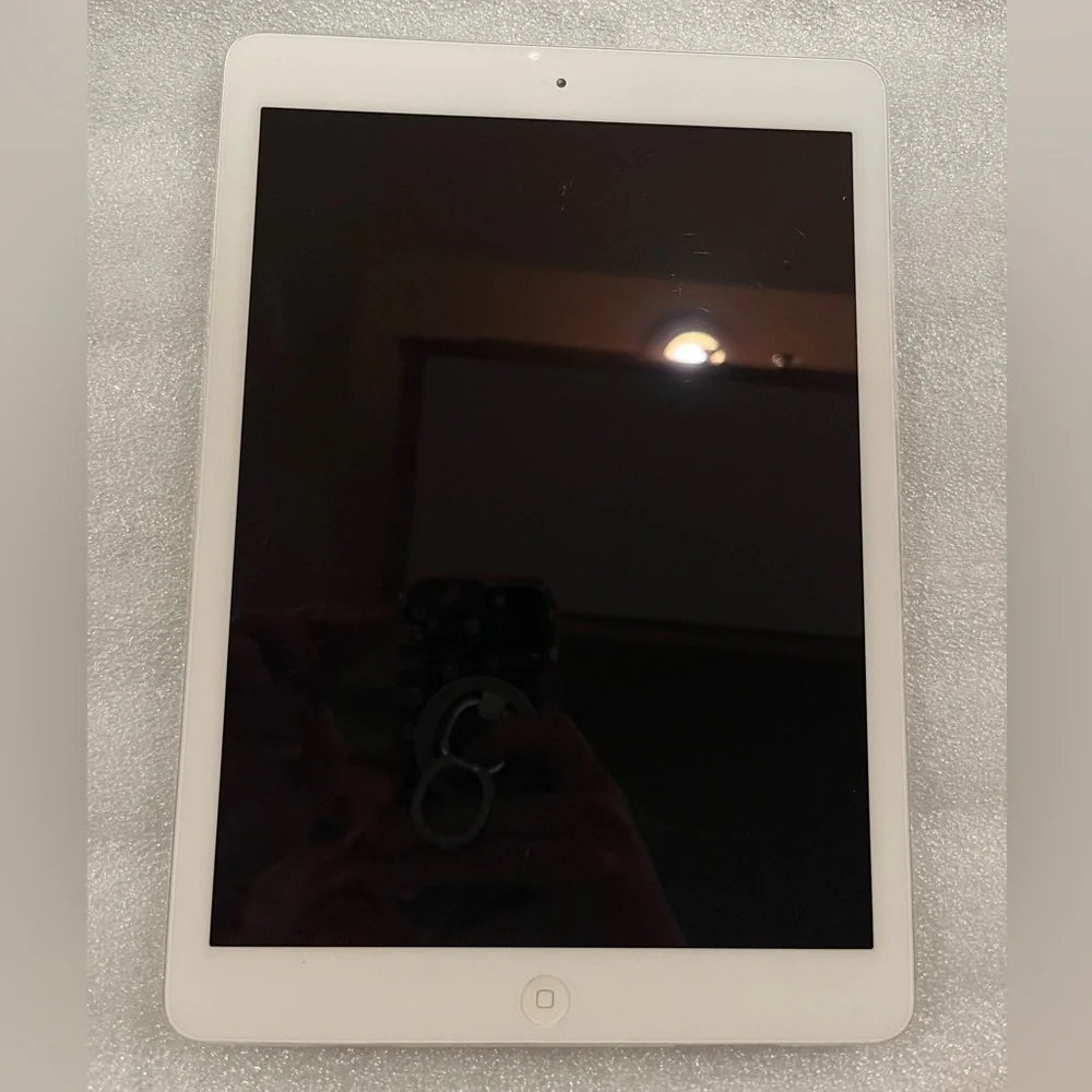 Apple IPad Air 1st generation